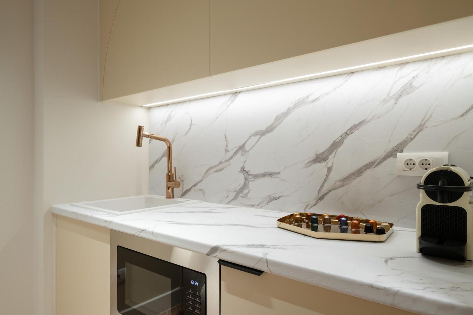 Dion Luxury Suites Афины Экстерьер фото